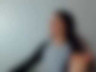 Live cam show with AmyKolbold33 - Thin on SquirtSoMuch