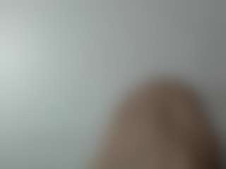 Live cam show with AmyKolbold33 - Tease on Fit Hotties