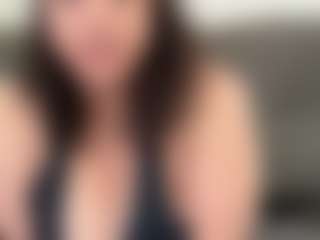 kitty3202's Live Sex Cam Show