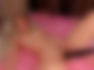 Live cam show with Rosie - Blue Eyes on Camsoda