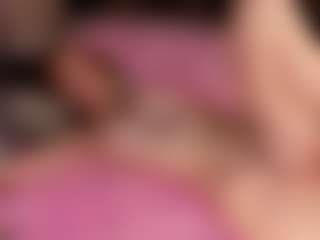 Live cam show with Rosie - Tittyfuck on SinfulBabes