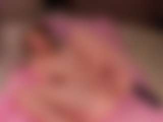 Live cam show with Rosie - Control on Hubzter Live