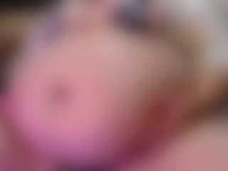 Live cam show with samybellys - Strapon on realtime-chat