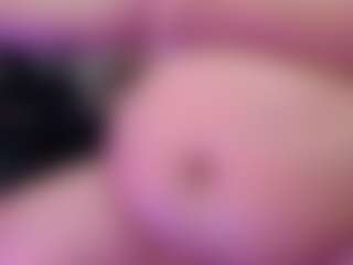 Live cam show with samybellys - Red Hair Amateur on AdultVida.com