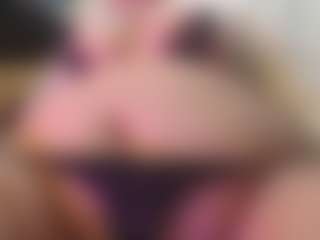 Live cam show with samybellys - Eating Pussy on slutload