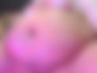 Live cam show with samybellys - Plussize on UwU Esports