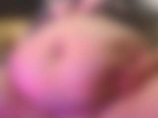 Live cam show with samybellys - Chubby on parknlotfishbdy