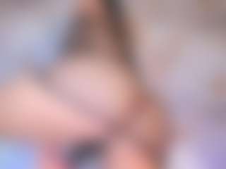 Live cam show with Cristal-Heart - Interactive on Dare Cams