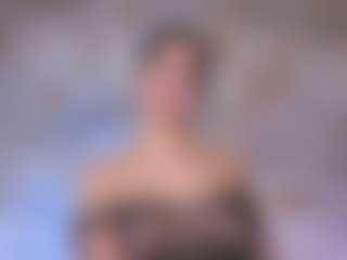 Live cam show with Cristal-Heart - Rubia on https://playwithruby.com