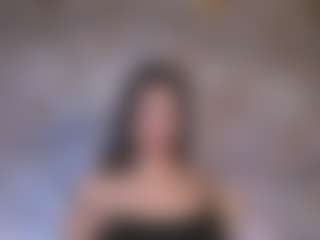 Live cam show with Cristal-Heart - Flashing on Dolls Live