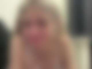 Live cam show with LeahSmith - Fingering on Camsoda