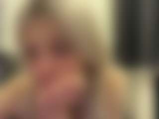 Live cam show with LeahSmith - Blue Eyes on Camiplay Live