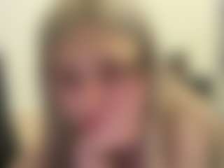 Live cam show with LeahSmith - Blue Eyes on Camsoda