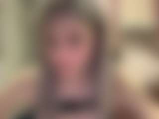 Live cam show with LeahSmith - Blue Eyes on AdultVida.com