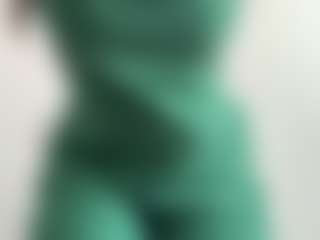 Live cam show with Lunabum - Oil on TeamSkeetLive