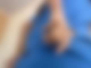 Live cam show with Lunabum - Sexwebcam on Gym Cam Girls