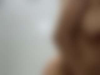 Live cam show with Lunabum - Curvy Toys on Dare Cams