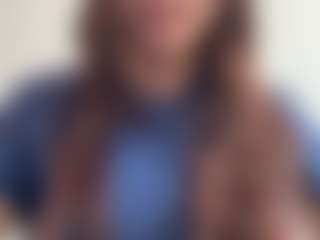 Live cam show with Lunabum - Wet on friskycurves.com