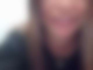 Live cam show with Lunabum - Brown Eyes on instabang