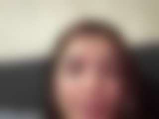 Live cam show with Lunabum - Toys on googirlz