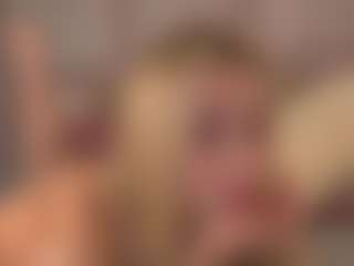 Live cam show with Spring-Day - Raven Hair on SxyPornLive