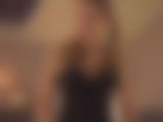 Live cam show with Spring-Day - Raven Hair on fapnchat