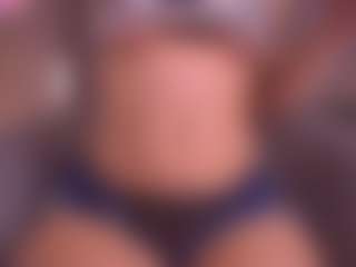 Live cam show with Spring-Day - Raven Hair on livesexfox.com