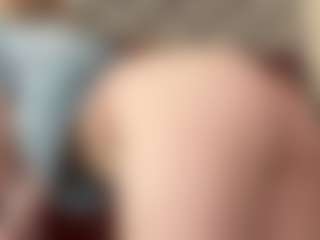 AlisMoona's Live Sex Cam Show