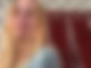 Live cam show with AlisMoona - Suck on ObeyMaria