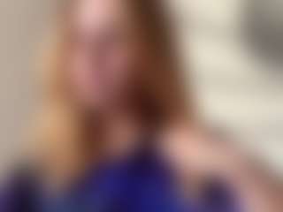 Live cam show with AlisMoona - Spanks on Strip Flash - Live Sex Shows