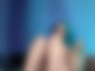 AlisMoona's Live Sex Cam Show