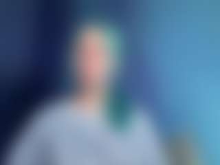 Live cam show with AlisMoona - Solo on SmokeAndPoke
