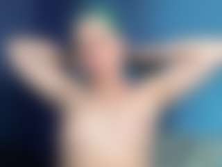 AlisMoona's Live Sex Cam Show