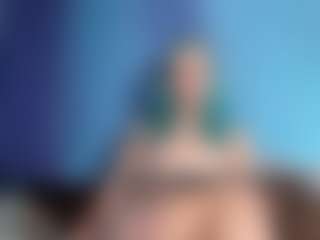 Live cam show with AlisMoona - Ukrainian on Sweet Sext | united kingdom
