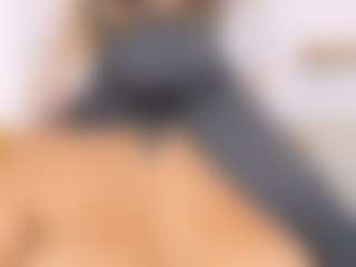 Live cam show with amila-hagdaa - Curvy on hrnylive.com
