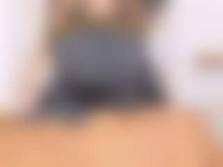 Live cam show with amila-hagdaa - Petite on 1on1-livenow