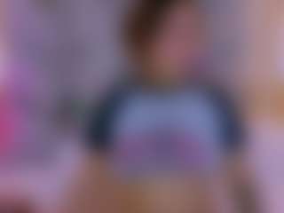 Live cam show with Emily Black - Smoking on camtv