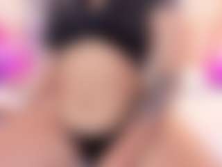 Emily Black's Live Sex Cam Show