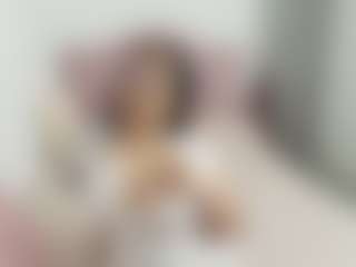 Jade-Zayn MILF webcam performer live streaming