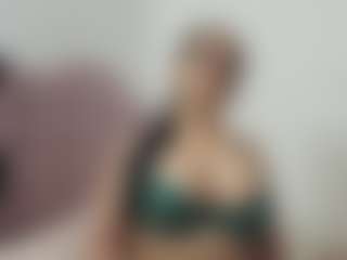 Live cam show with Jade-Zayn - BBW on Camsoda