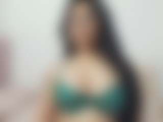 Live cam show with Jade-Zayn - Mature on camgirlchat.live