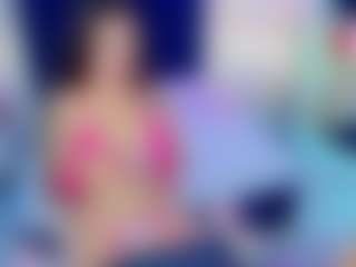 Live cam show with Milu-balmer - Nipple Piercings on Hubzter Live