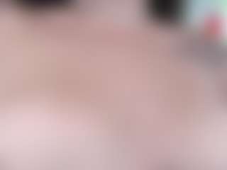 Live cam show with Milu-balmer - Public on Dolls Live