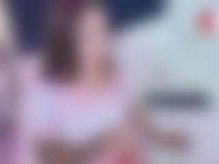 Live cam show with Milu-balmer - Petite on Sweet Sext