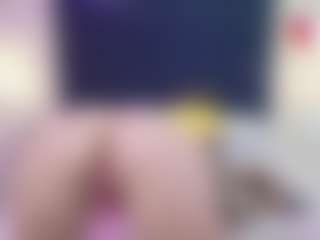 Live cam show with Milu-balmer - Brown Hair on SmokeAndPoke