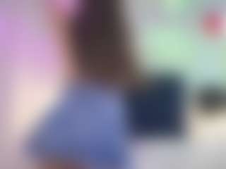 Live cam show with Milu-balmer - Public Brown Hair on Big Tits