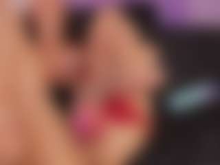 roxanrox's Live Sex Cam Show