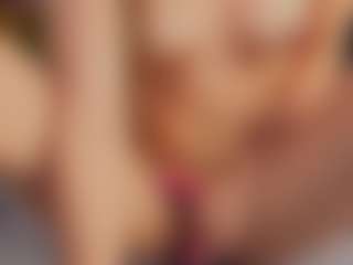 roxanrox's Live Sex Cam Show