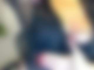Live cam show with Sara - Middle Aged on live18s.com