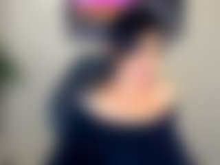 Live cam show with Sara - Mature on CamwithHer
